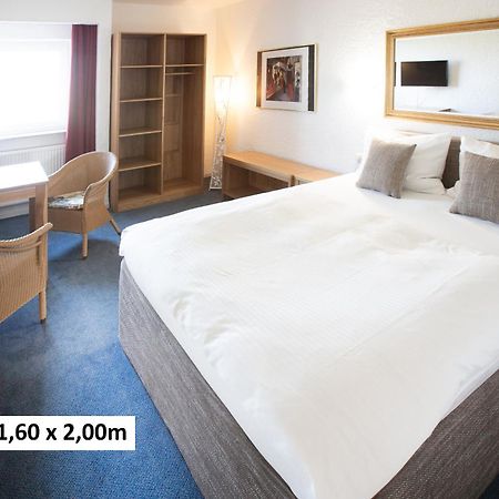 Elan Hotel ลิมบวร์ก อัน แดร์ ลาน ภายนอก รูปภาพ